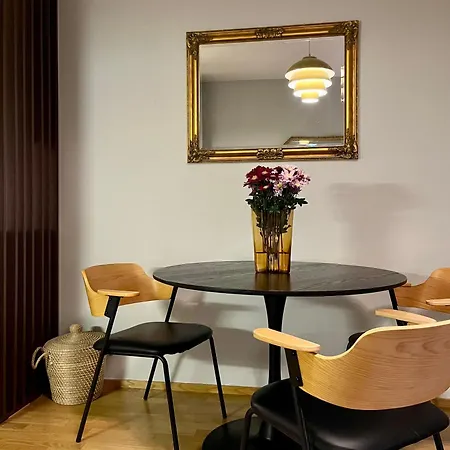 Luotsi 1911 Lägenhet *